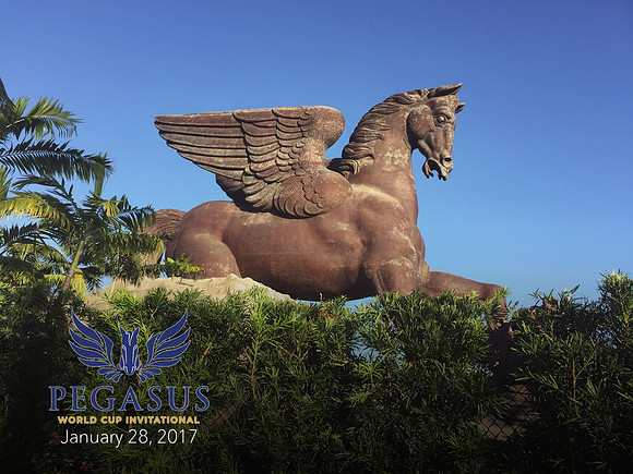 PegasusStatueZ2004